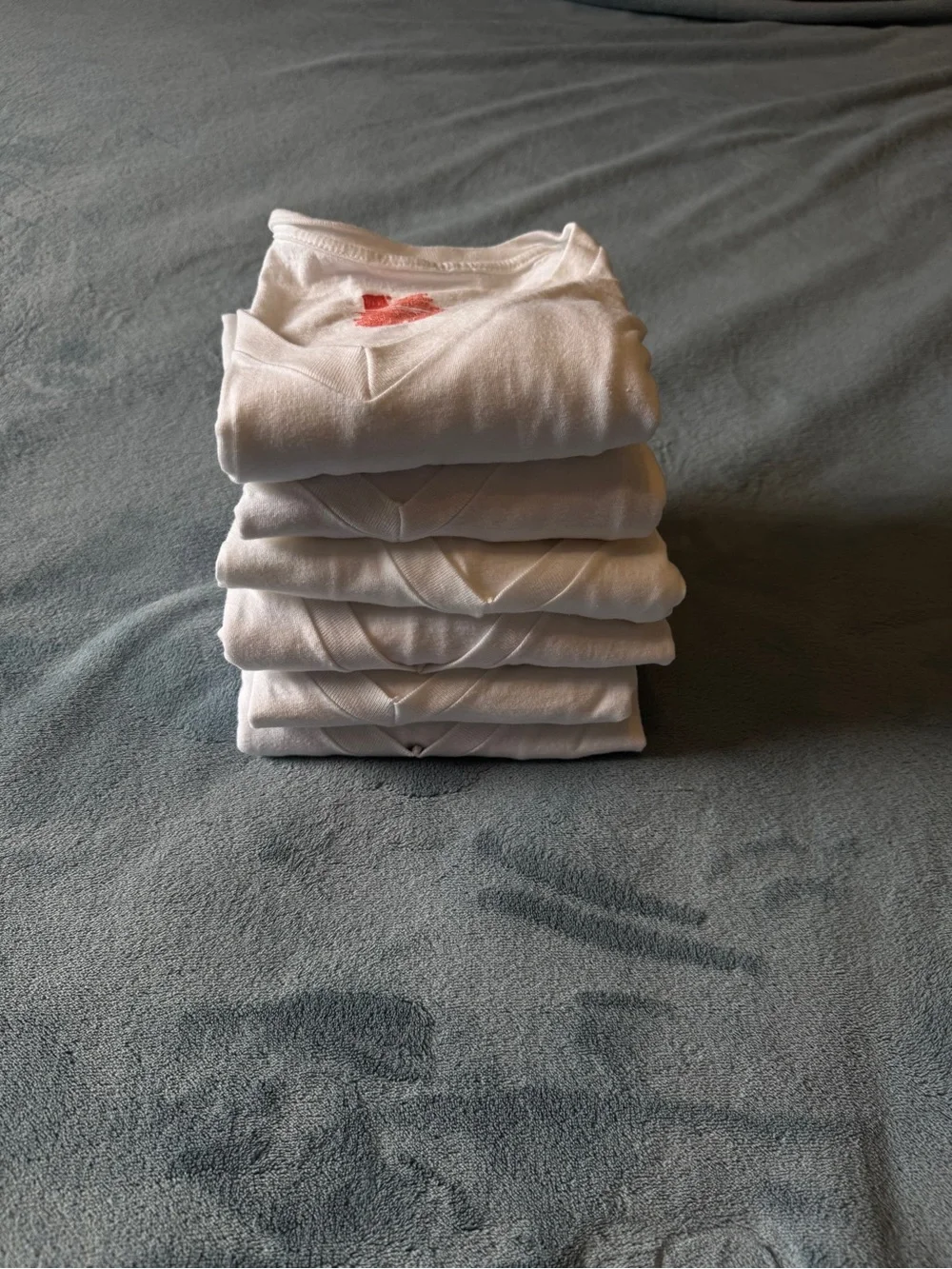 NWT Lot of 6 Hanes White V-Neck T-Shirts Mens MEDIUM Undershirts Bundle